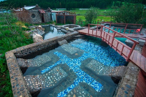 Mongolia - Tsenkher Hot Springs