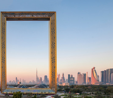Dubai - Frame